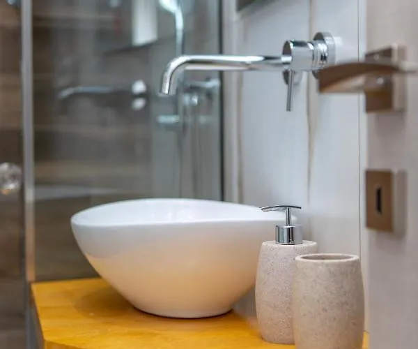 100 Steps - Harmony דירה