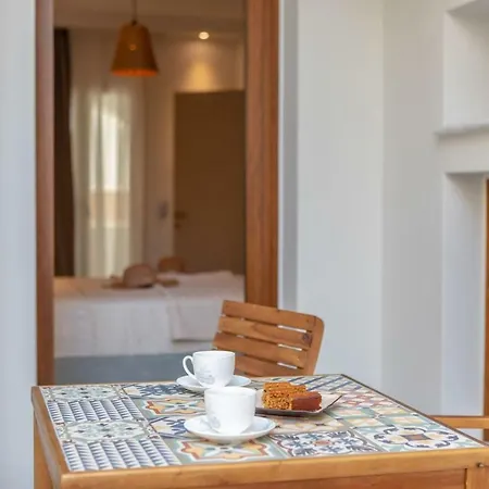 Harmony Beach House - 100 Steps From The Sea Appartement