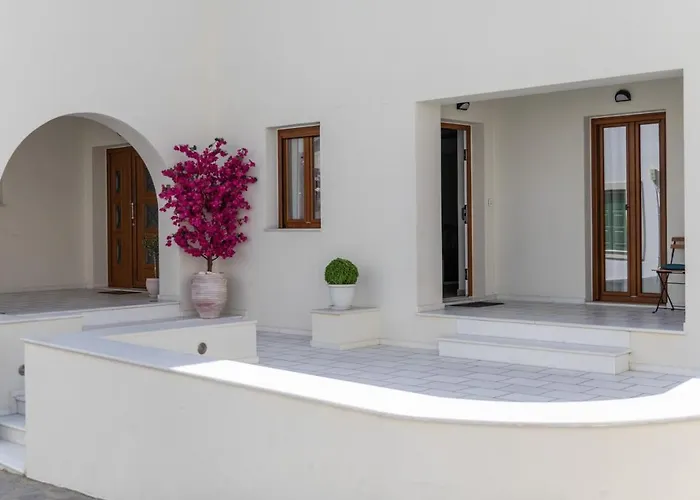 Harmony Beach House - 100 Steps From The Sea