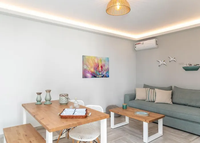 Harmony Beach House - 100 Steps From The Sea Appartement *