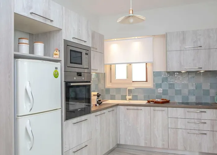 Harmony Beach House - 100 Steps From The Sea Appartement *